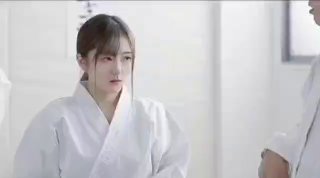 潍柴重机少妇回家前，楼梯口来一发