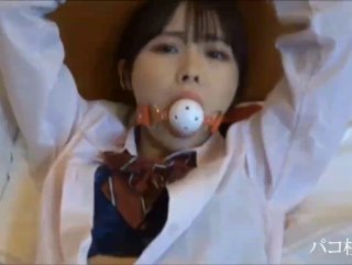 「如果你聽我說的話，我會給你很棒的口交獎勵，可以嗎？」我為什麼會對性格苦手的同級生（按摩店員）